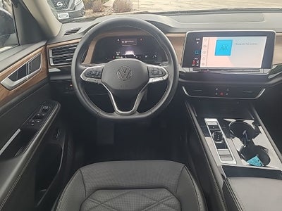 2025 Volkswagen Atlas 2.0T SE w/Technology