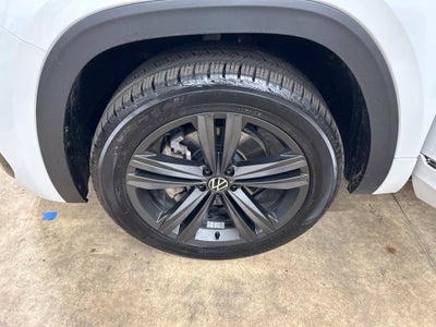 2021 Volkswagen Atlas 3.6L V6 SE w/Technology R-Line