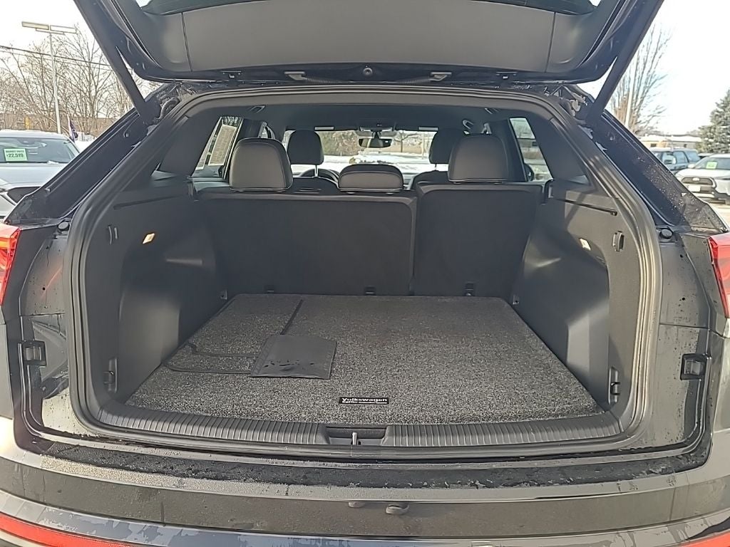 2021 Volkswagen Atlas Cross Sport 2.0T SE w/Technology