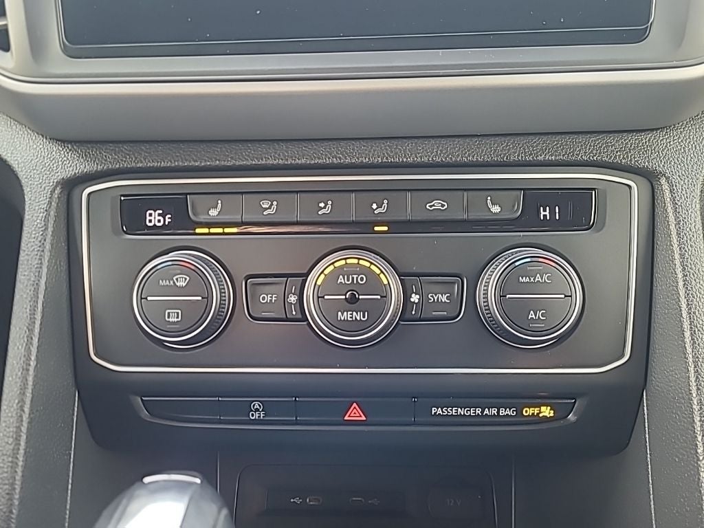 2021 Volkswagen Atlas Cross Sport 2.0T SE w/Technology