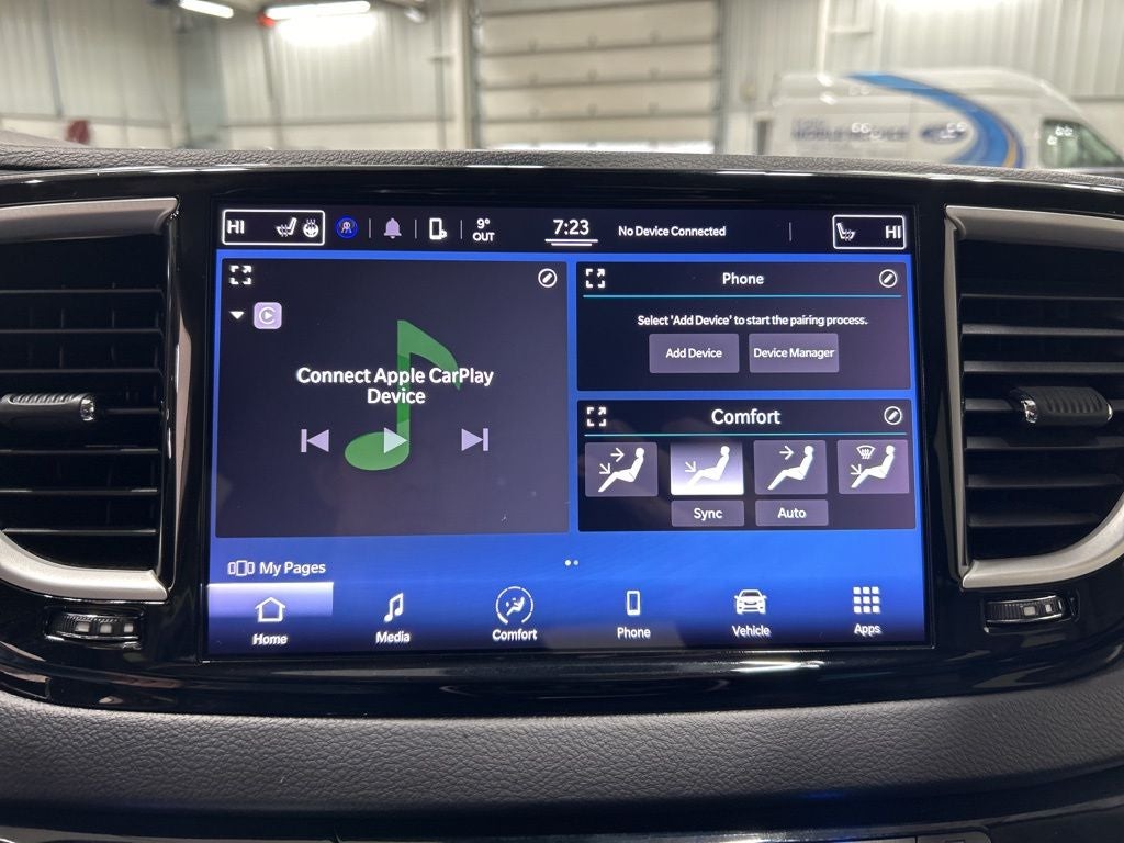 2022 Chrysler Pacifica Touring L