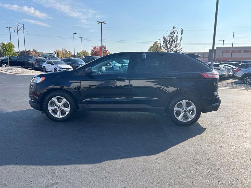 2020 Ford Edge SE