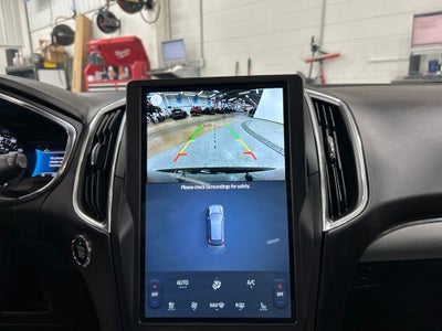 2021 Ford Edge Titanium