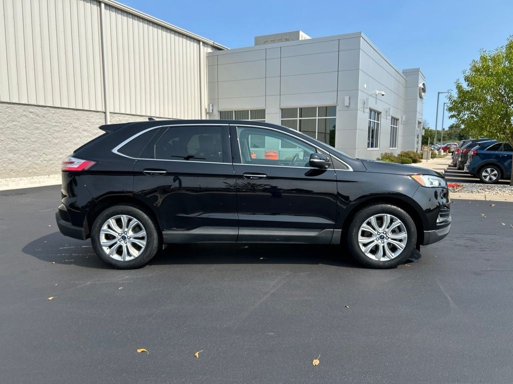 2021 Ford Edge Titanium