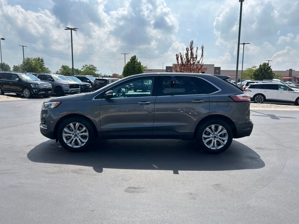 2022 Ford Edge Titanium