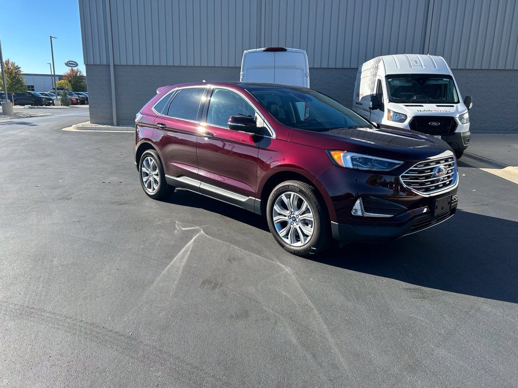 2024 Ford Edge Titanium