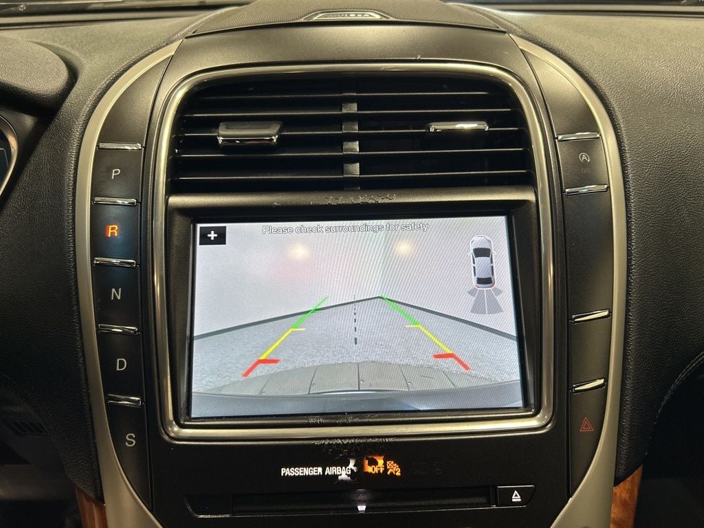 2019 Lincoln Nautilus Select