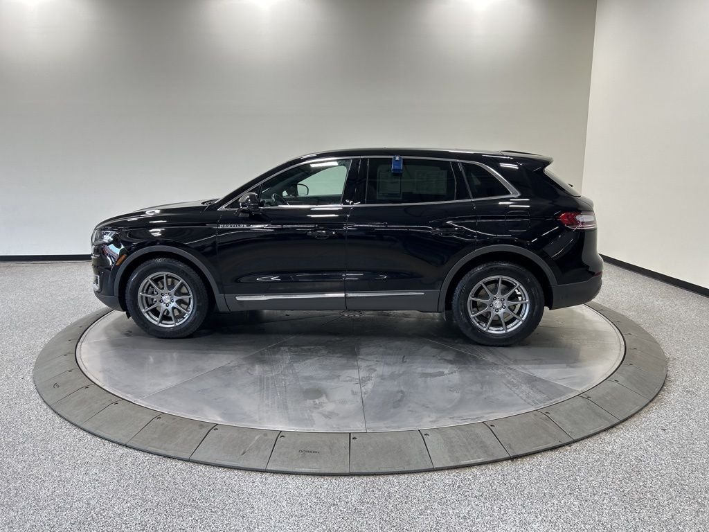 2019 Lincoln Nautilus Select