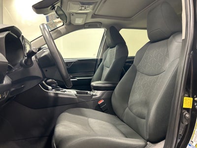 2020 Toyota RAV4 Hybrid XLE