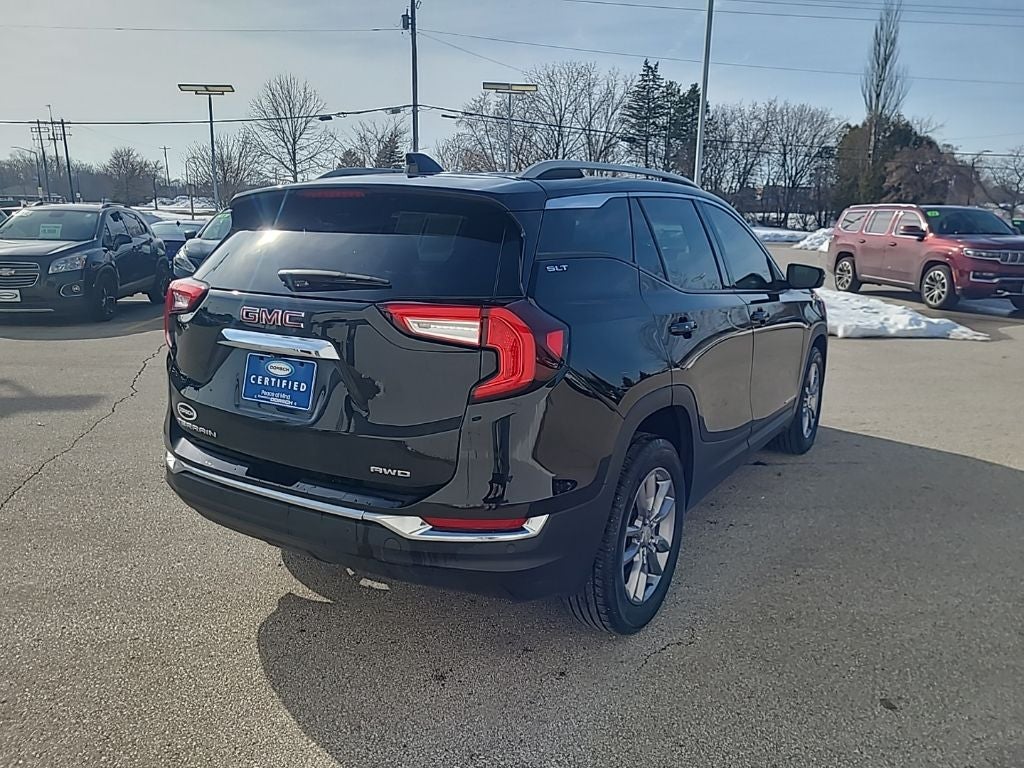2022 GMC Terrain SLT