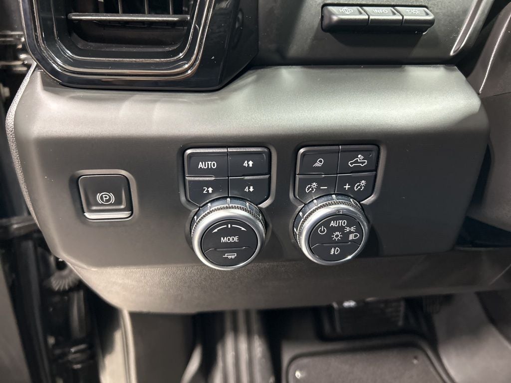 2022 GMC Sierra 1500 AT4X