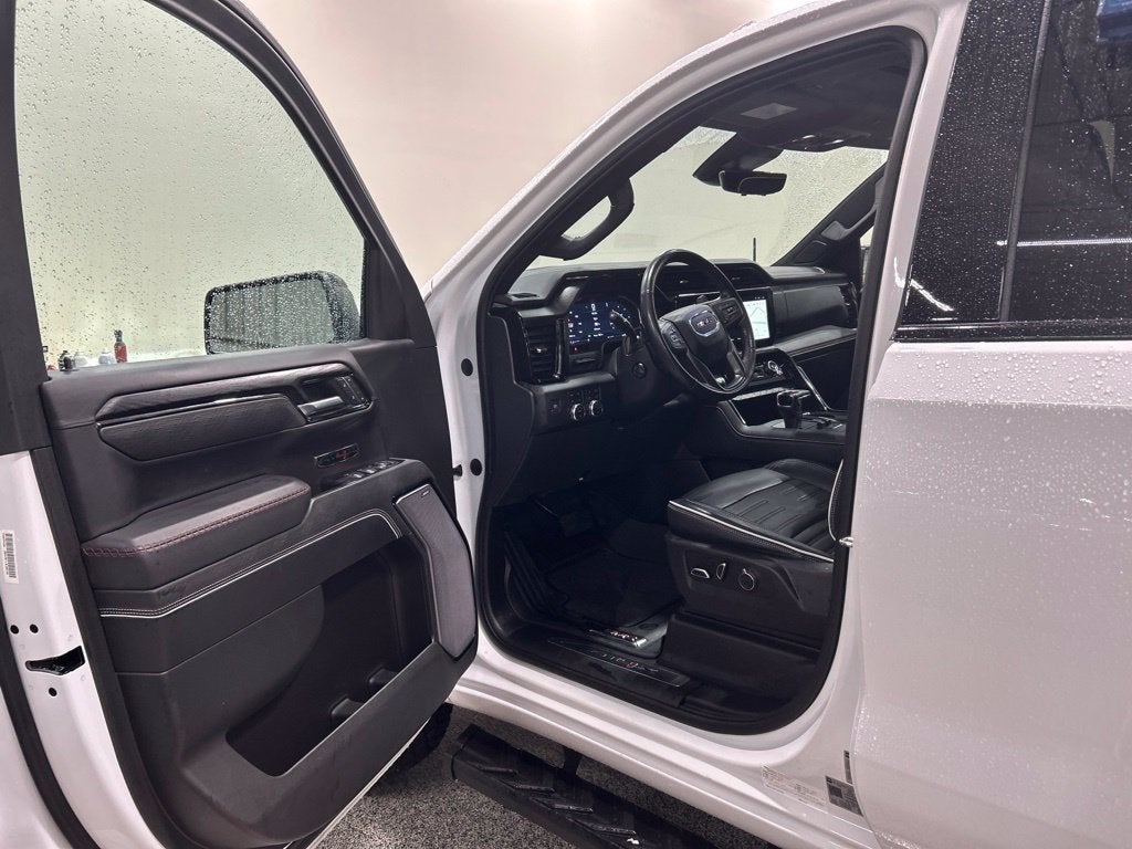 2023 GMC Sierra 1500 AT4X