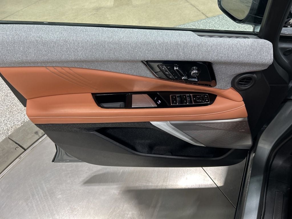 2025 Cadillac OPTIQ Luxury 2 EV