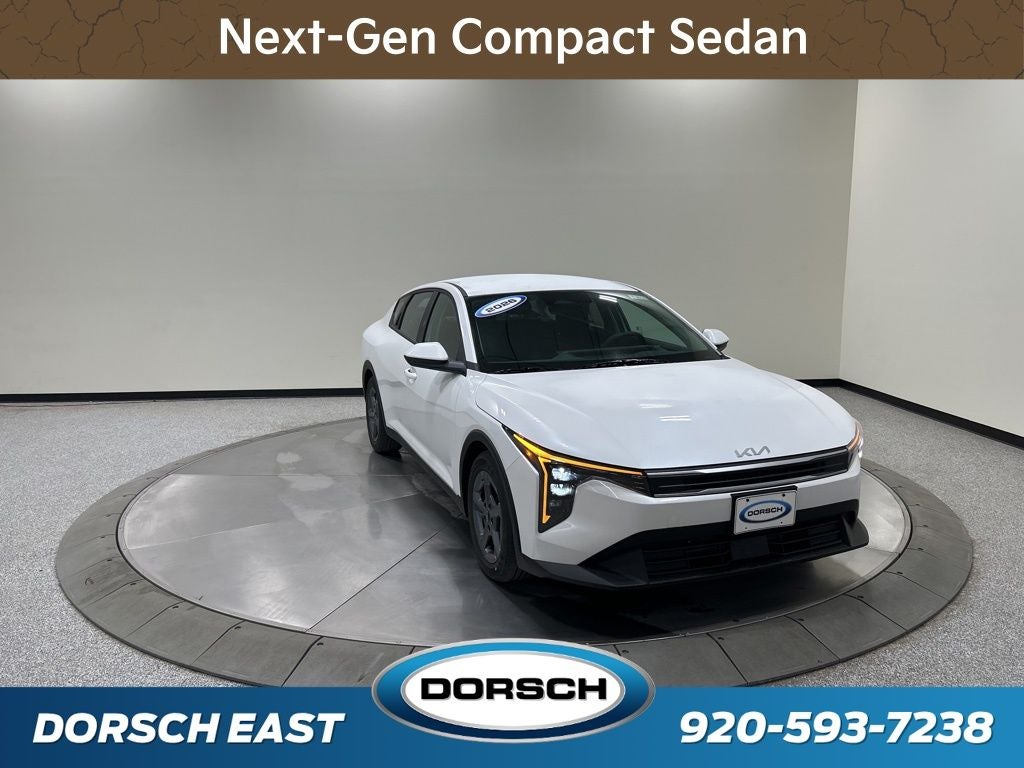 2026 Kia K4 LXS
