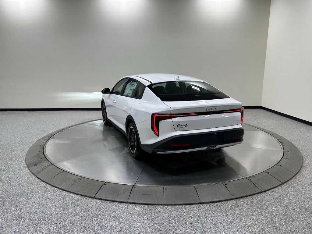 2026 Kia K4 EX