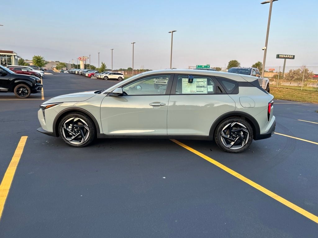 2026 Kia K4 EX