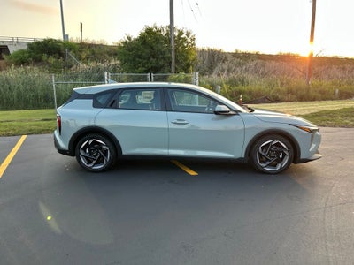 2026 Kia K4 EX