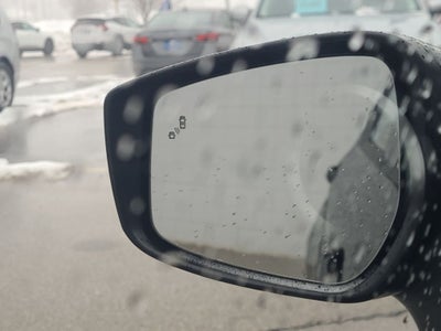 2023 Nissan Versa 1.6 SV