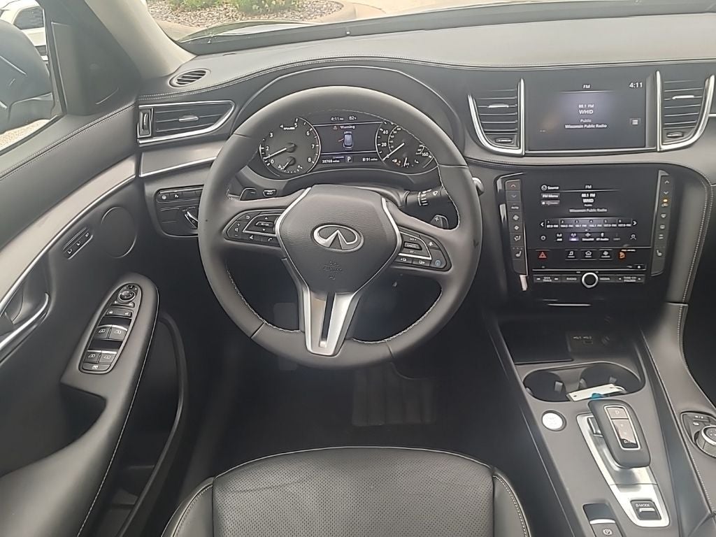 2023 INFINITI QX50 LUXE