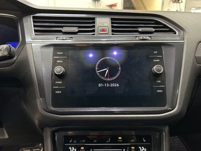 2022 Volkswagen Tiguan 2.0T SE R-Line Black