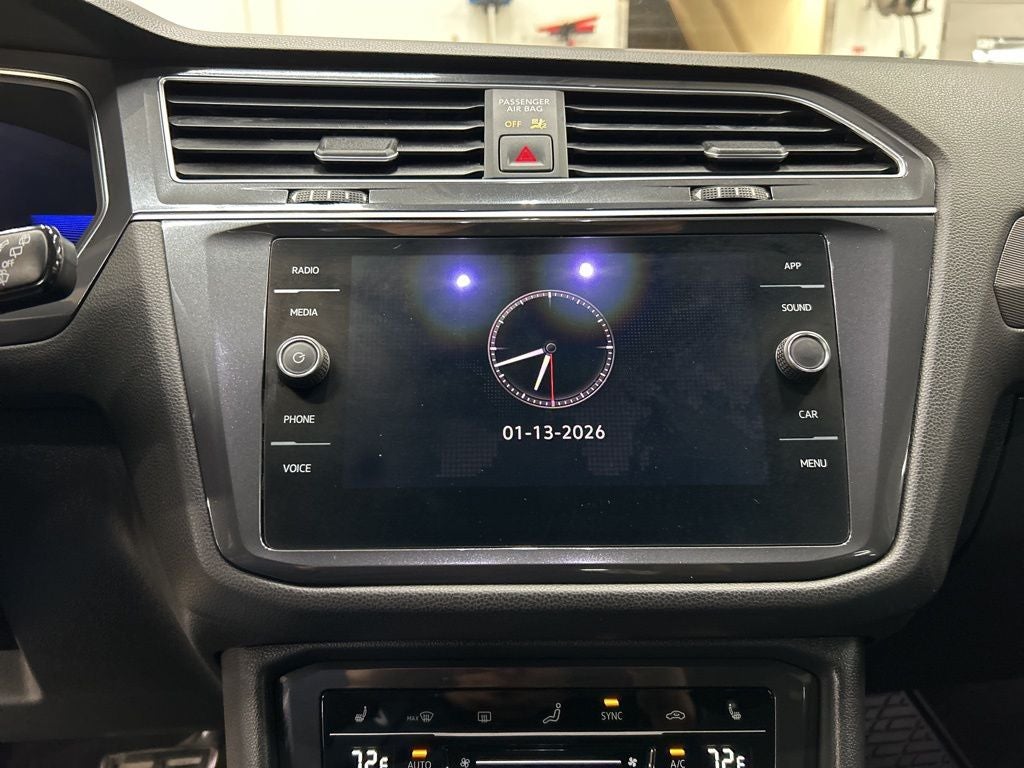 2022 Volkswagen Tiguan 2.0T SE R-Line Black