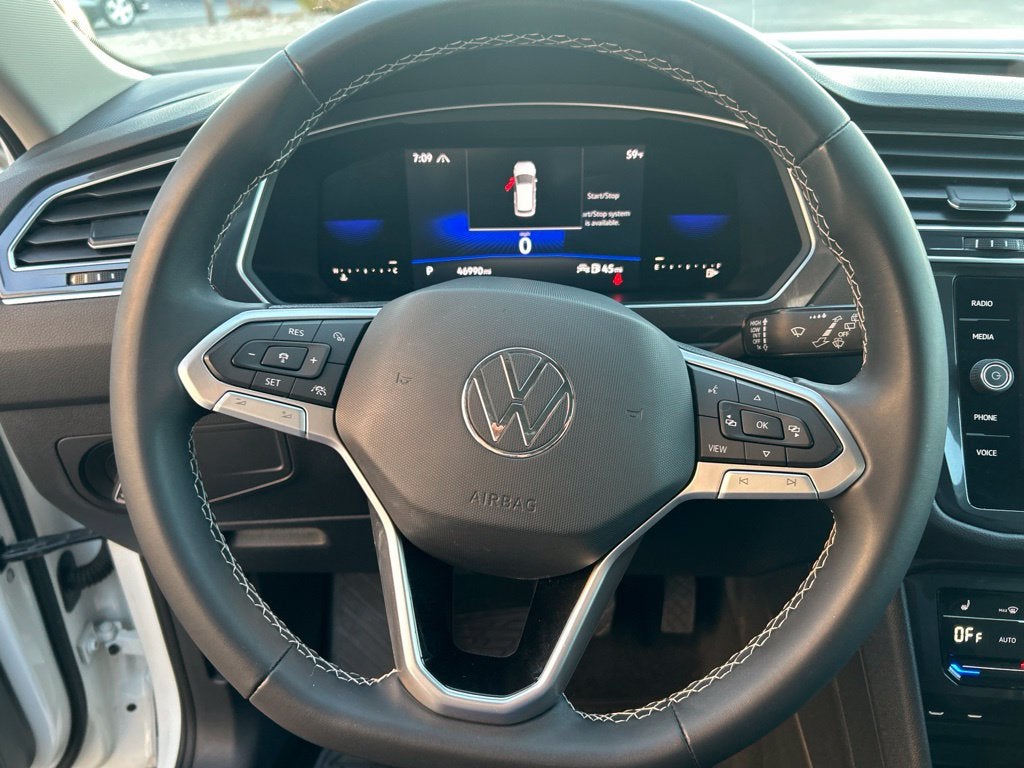 2023 Volkswagen Tiguan 2.0T SE