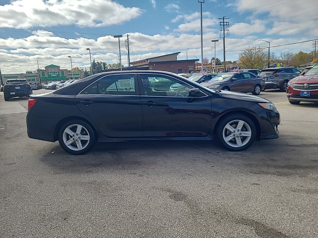 2014 Toyota Camry SE