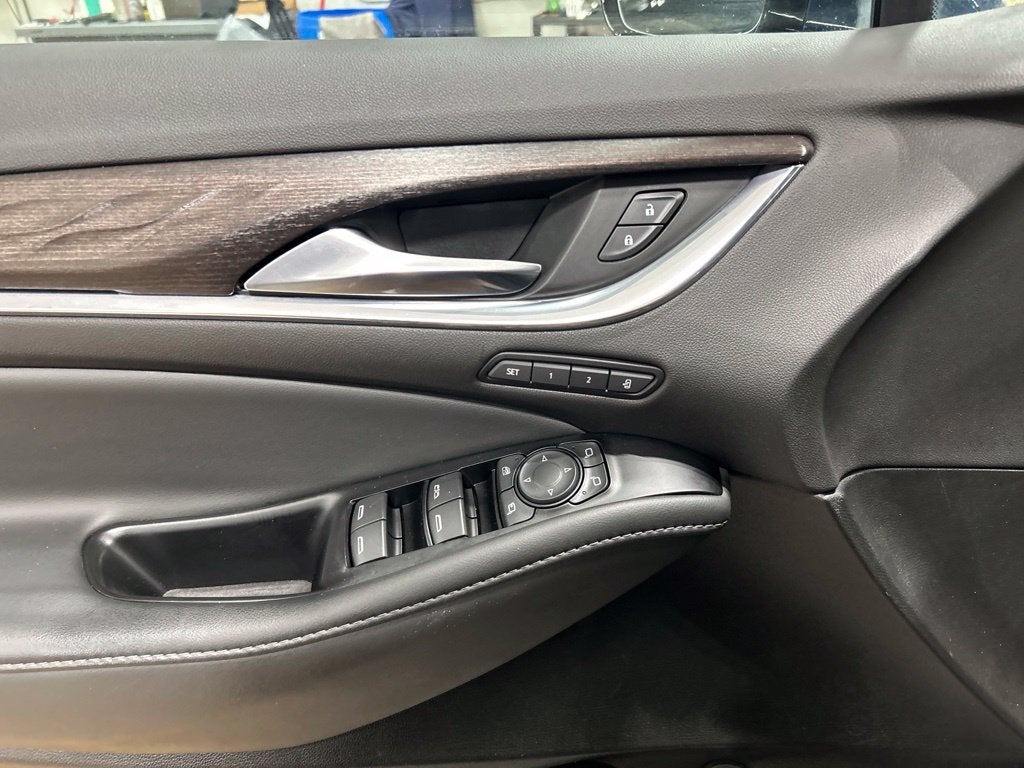 2022 Buick Enclave Avenir