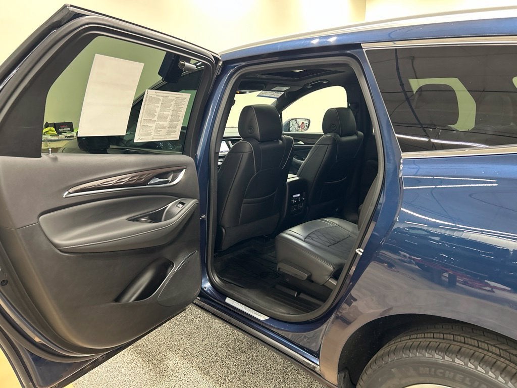 2022 Buick Enclave Avenir