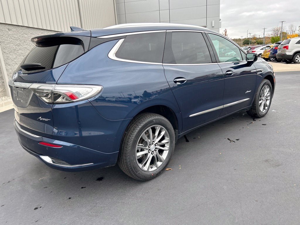 2022 Buick Enclave Avenir