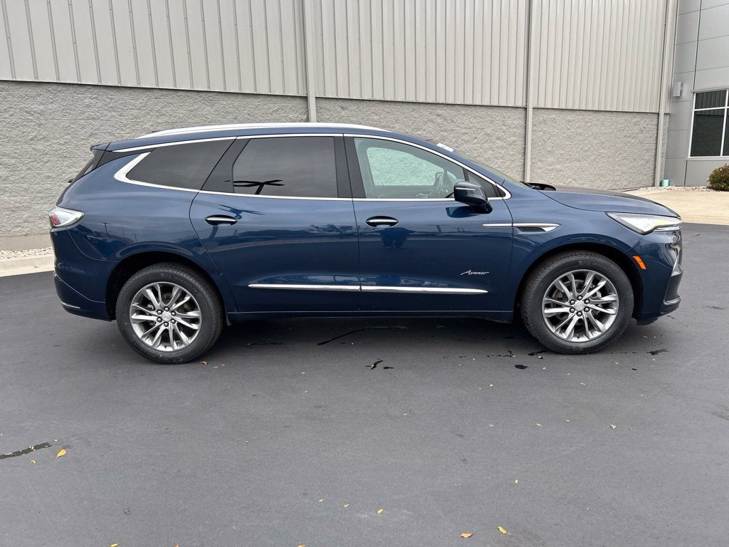 2022 Buick Enclave Avenir