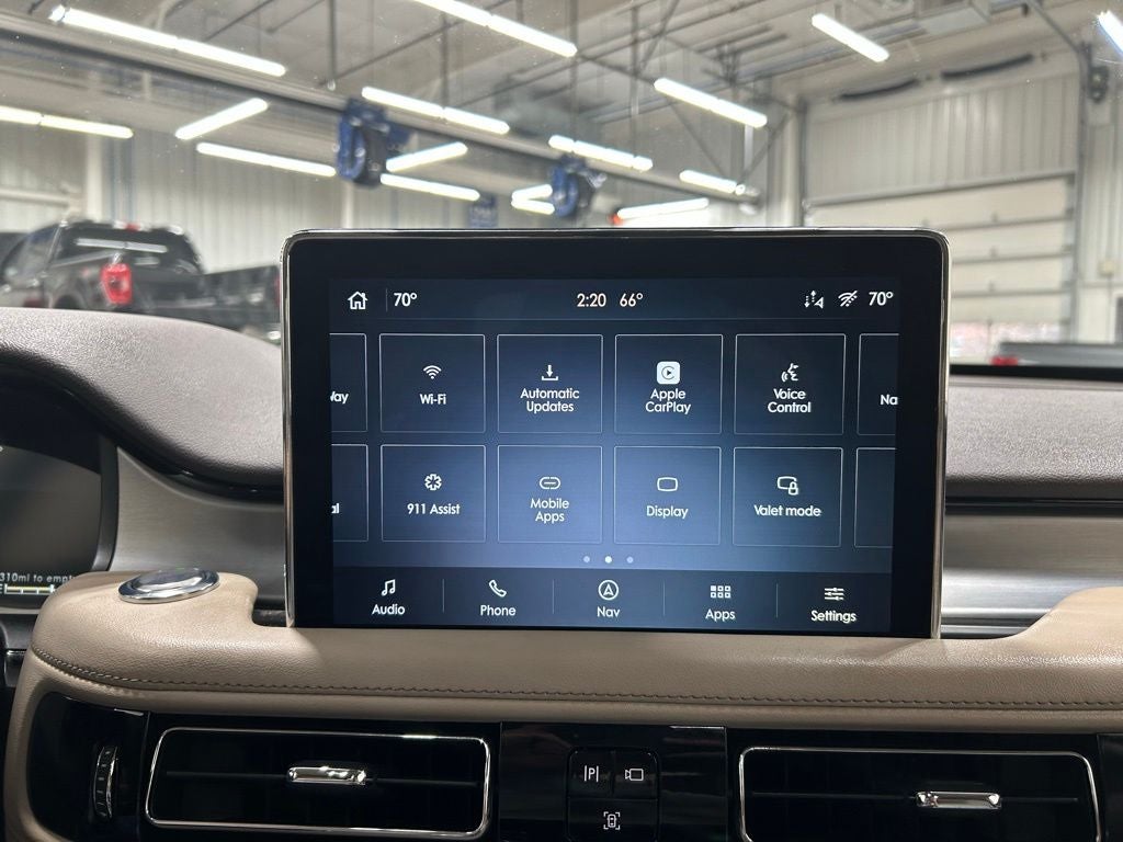 2023 Lincoln Aviator Standard