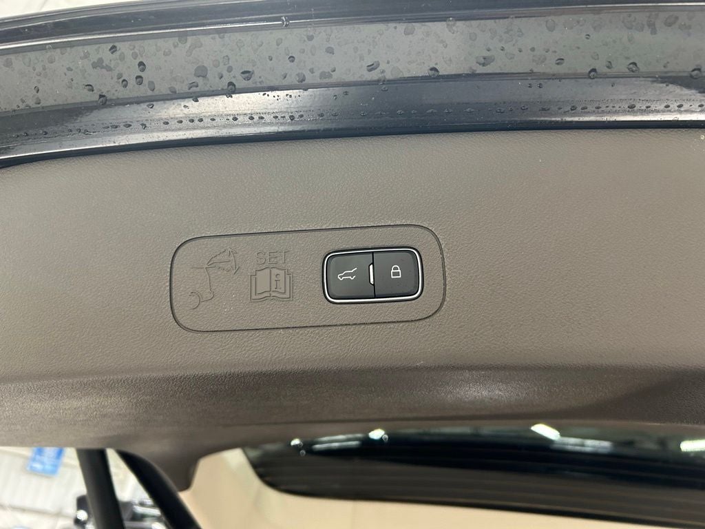 2023 Lincoln Aviator Standard