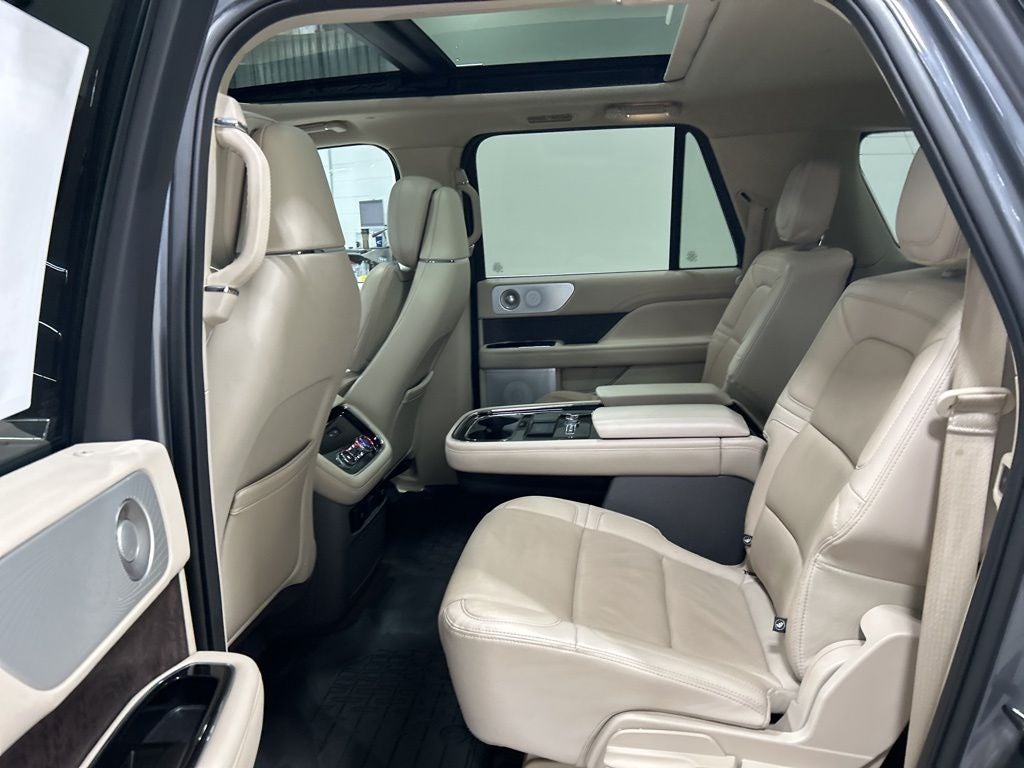 2021 Lincoln Navigator L Reserve