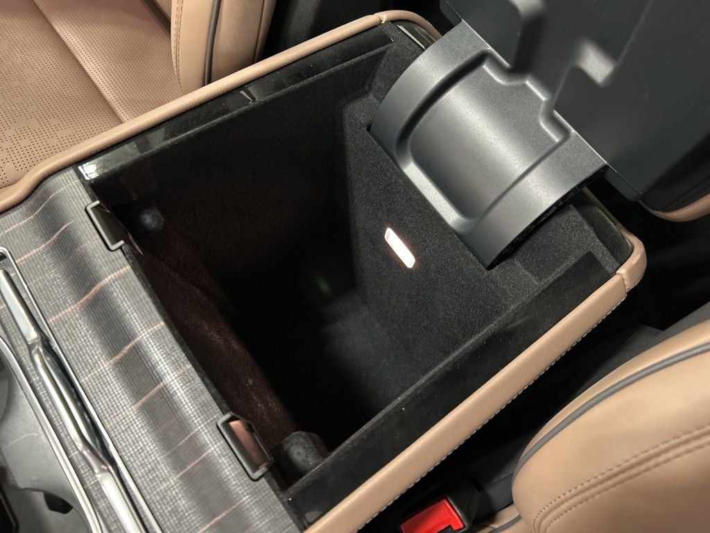 2025 Lincoln Navigator L Black Label