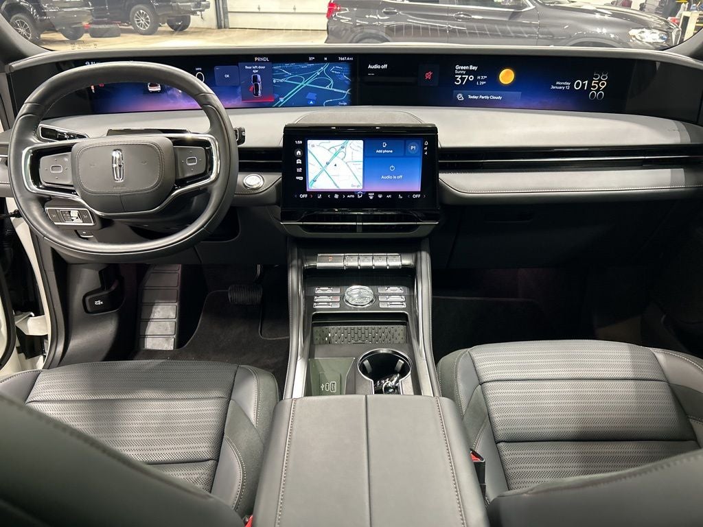 2025 Lincoln Nautilus Reserve