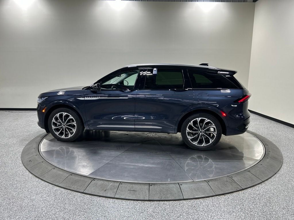 2024 Lincoln Nautilus Reserve
