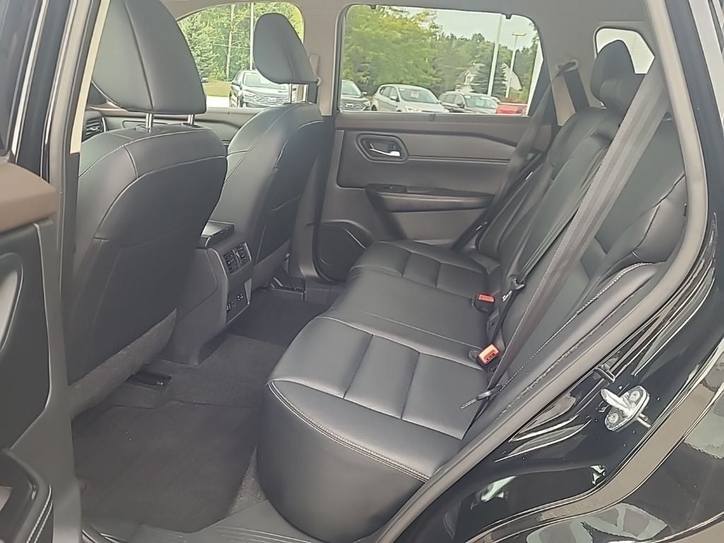 2023 Nissan Rogue SL Premium