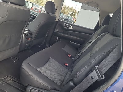 2020 Nissan Pathfinder SV