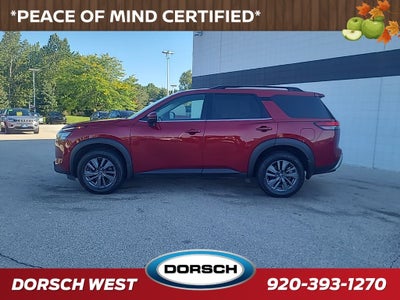 2023 Nissan Pathfinder SV