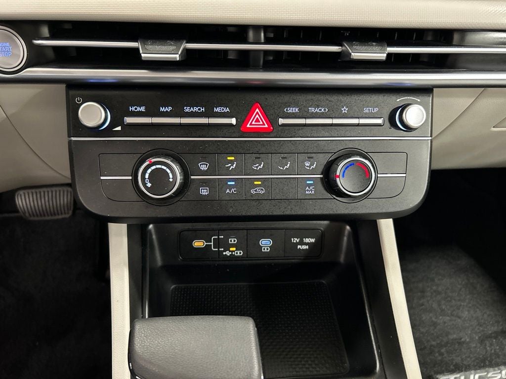 2025 Hyundai Tucson SE