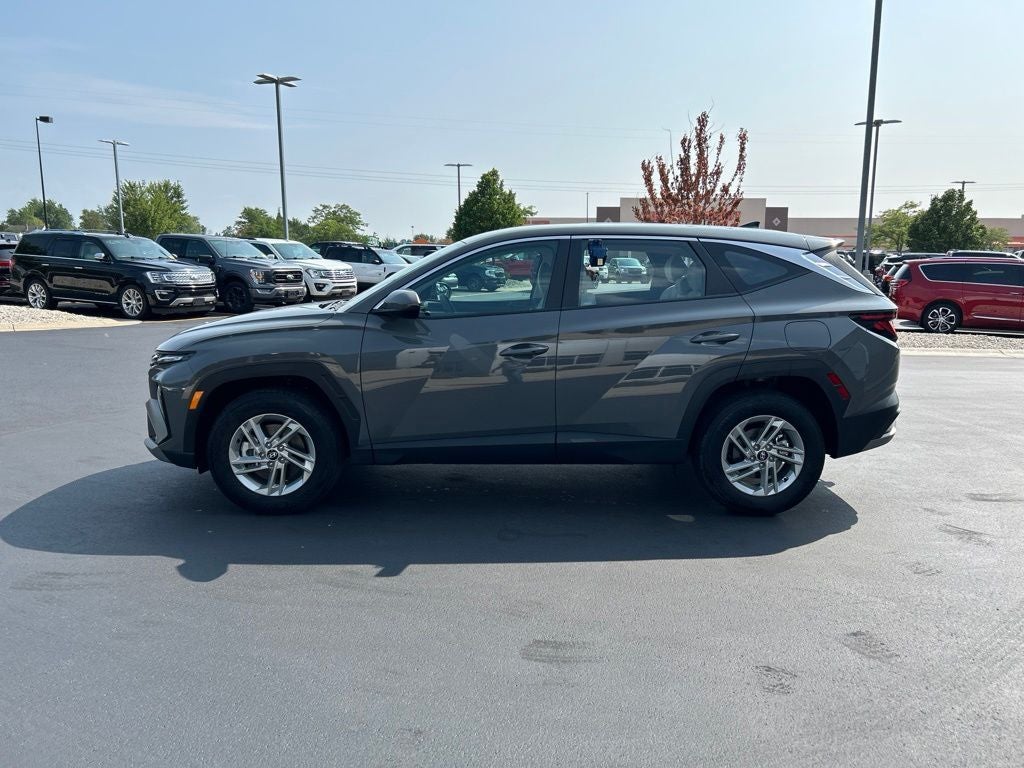 2025 Hyundai Tucson SE