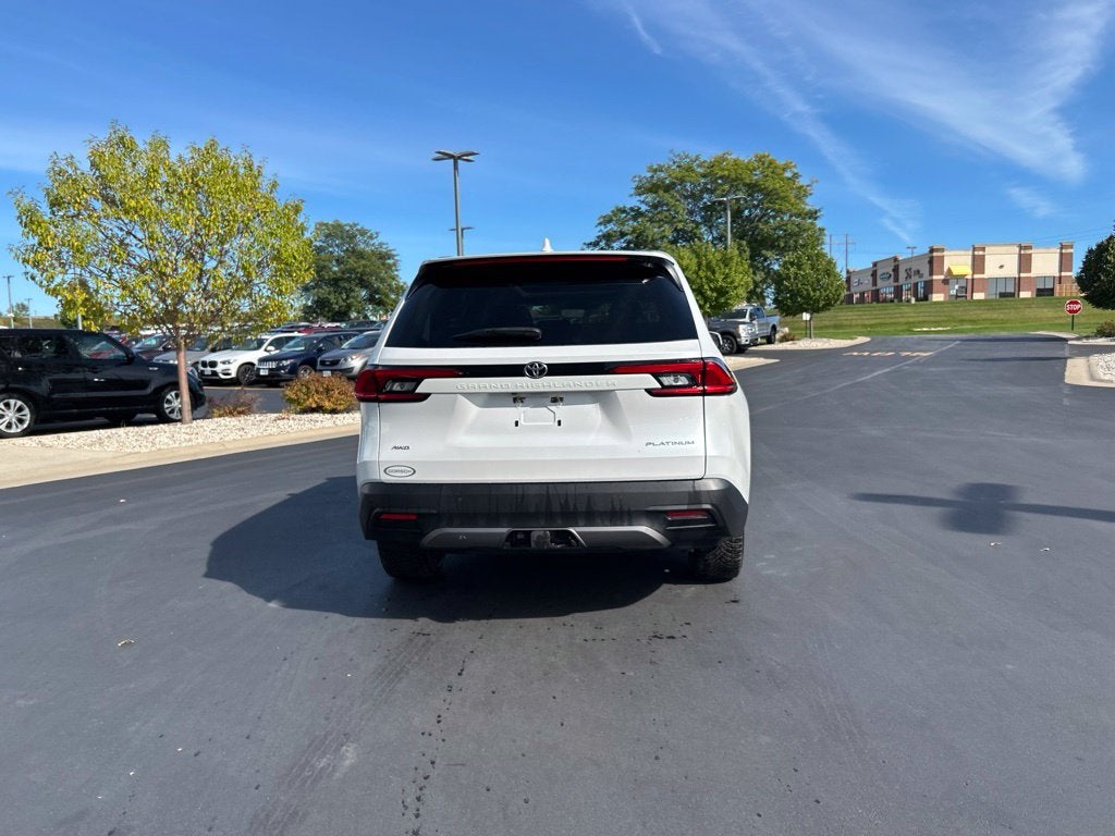 2024 Toyota Grand Highlander Platinum