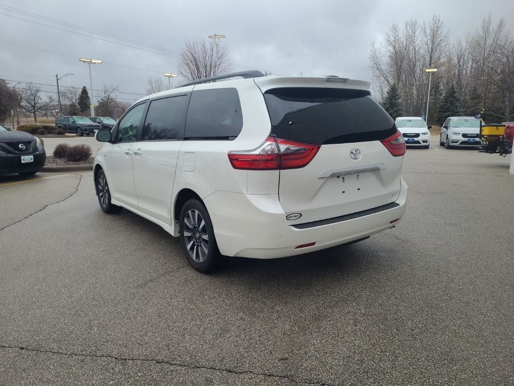2020 Toyota Sienna Limited Premium 7 Passenger