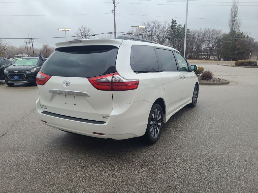 2020 Toyota Sienna Limited Premium 7 Passenger
