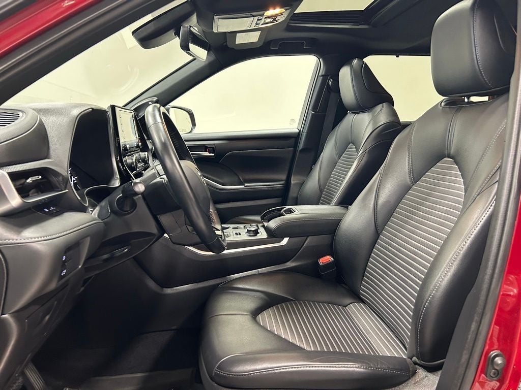 2021 Toyota Highlander XSE