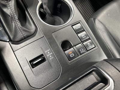 2024 Toyota Highlander Hybrid XLE