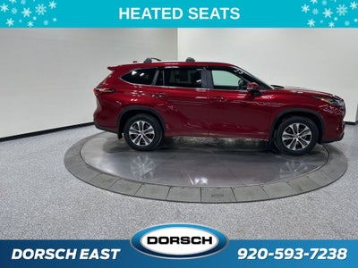2024 Toyota Highlander Hybrid XLE