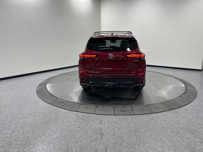 2024 Toyota Highlander Hybrid XLE