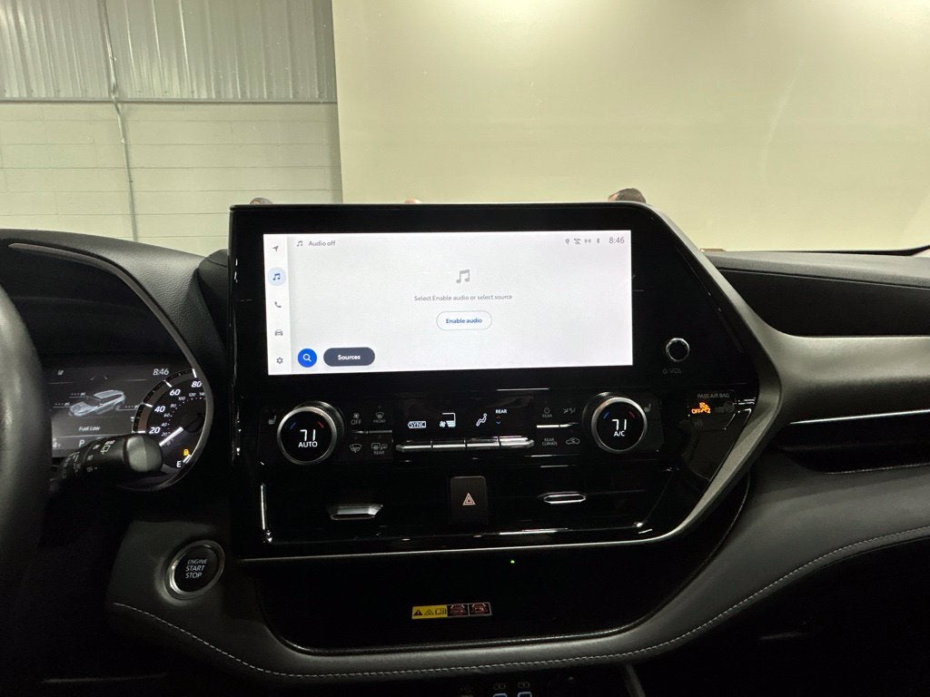 2025 Toyota Highlander XLE